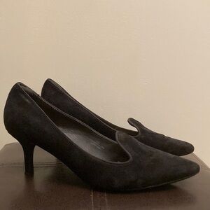 Isaac Mizrahi Black Suede Heels